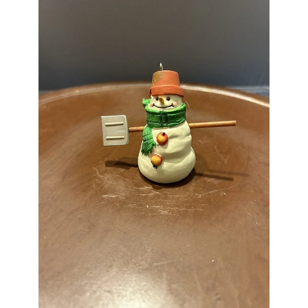 Hallmark Keepsake Max The‎ Snowmen of Mitford 2000